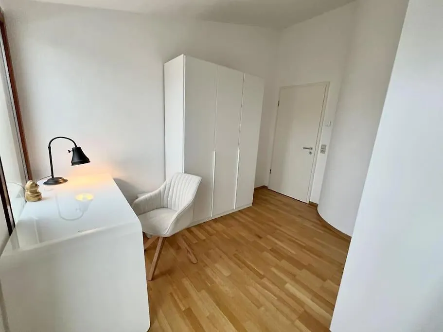 Апартаменты Penthouse Am Waldplatz Лейпциг
